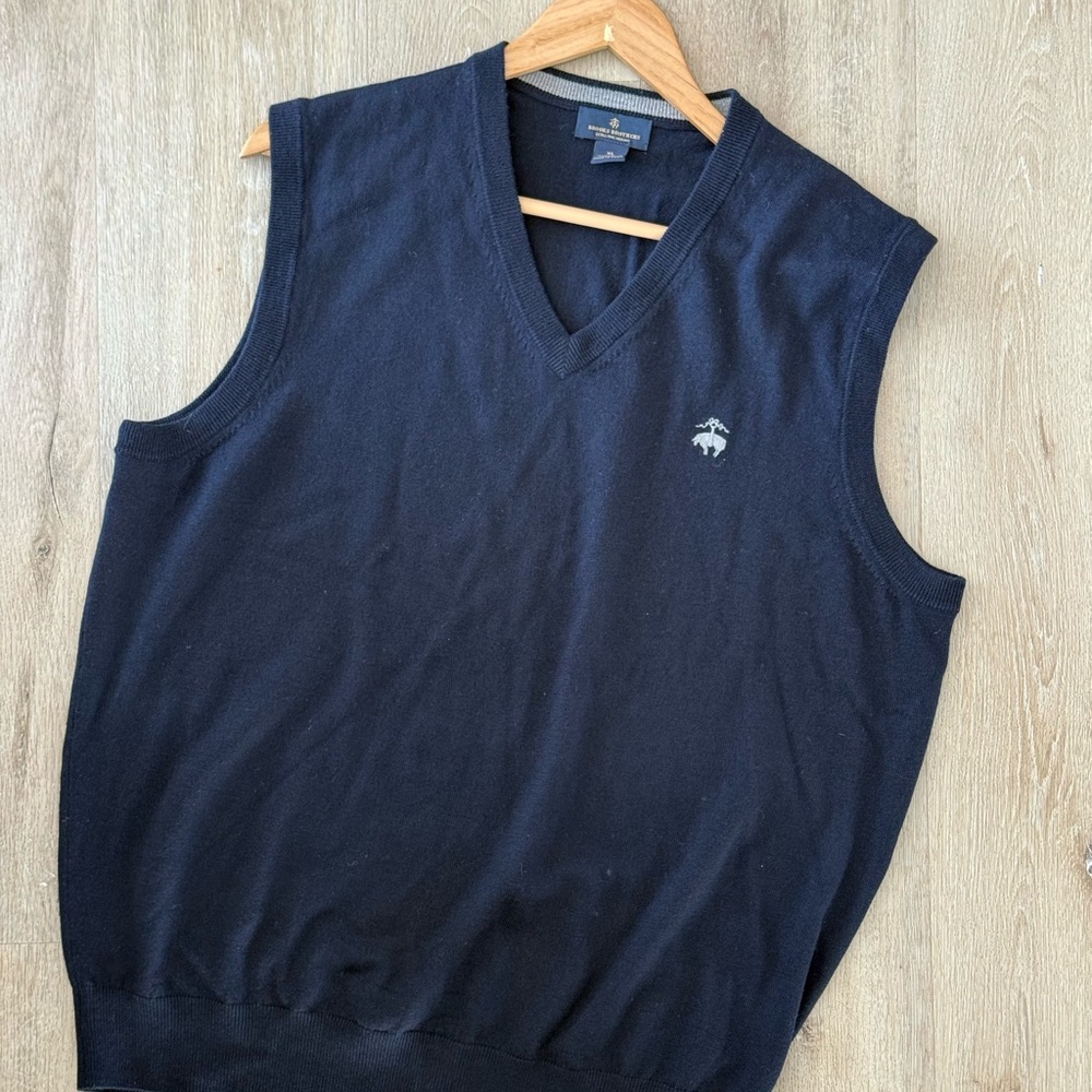Brooks Brothers Men's Dark Blue V-Neck Sweater Vest